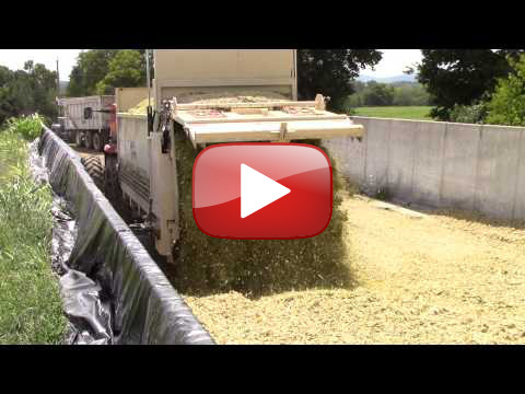 LS-7000 HDC Unloading Silage
